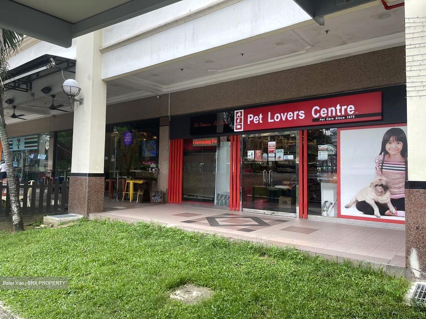 Gentle Road (D11), Retail #451369541